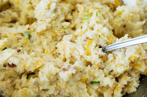 Картошка в мундире с сыром и чесноком Картошка в мундире с сыром и чесноком