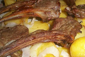 Картошка с бараниной в духовке Картошка с бараниной в духовке