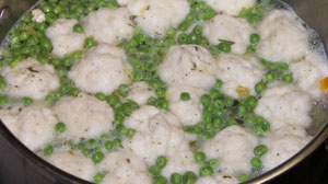 Суп с галушками и зелёным горохом Суп с галушками и зелёным горохом