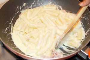 Паста с беконом и сливками Паста с беконом и сливками