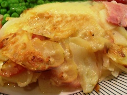 Мясо с картошкой в соусе Мясо с картошкой в соусе