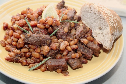 Пряное мясо с фасолью Пряное мясо с фасолью