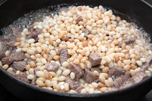 Пряное мясо с фасолью Пряное мясо с фасолью