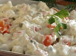 Салат с сухариками и сыром Салат с сухариками и сыром