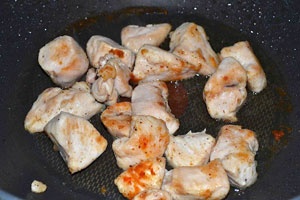 Курица в чесночном соусе Курица в чесночном соусе