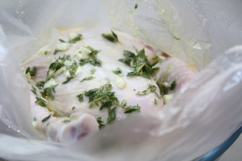 Запеченная курица с тимьяном Запеченная курица с тимьяном