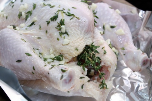 Запеченная курица с тимьяном Запеченная курица с тимьяном