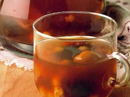 Компот из яблок и шиповника Компот из яблок и шиповника