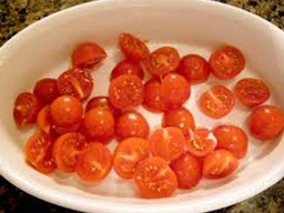 Салат с сухариками и курицей Салат с сухариками и курицей