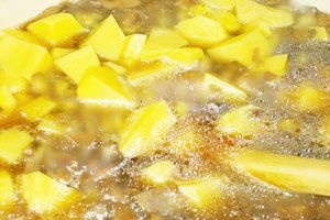 Шампиньоны с картофелем тушеные Шампиньоны с картофелем тушеные