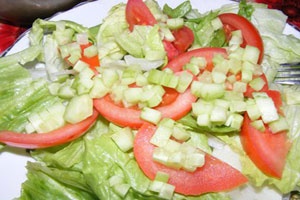 Летний салат с курицей Летний салат с курицей