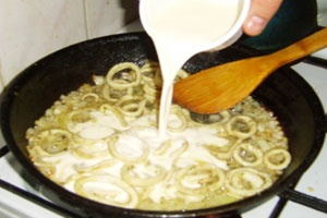 Тушеные кальмары Тушеные кальмары