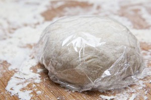Куриный суп с яичной лапшой Куриный суп с яичной лапшой