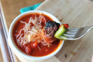 Шашлык из фарша в духовке Шашлык из фарша в духовке