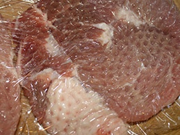 Отбивные с луком, майонезом и сыром Отбивные с луком, майонезом и сыром