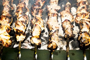 Шашлык с майонезом и минералкой Шашлык с майонезом и минералкой