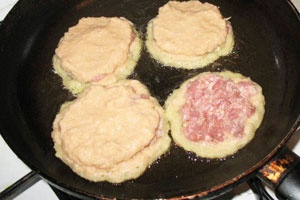 Колдуны из картофеля с кабачком Колдуны из картофеля с кабачком