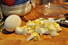Салат с кальмарами и сыром Салат с кальмарами и сыром