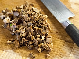 Салат с шампиньонами и ветчиной Салат с шампиньонами и ветчиной