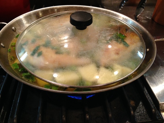 Курица с картошкой на сковороде Курица с картошкой на сковороде