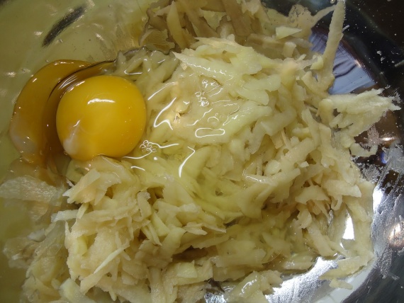 Картофельно-куриные драники Картофельно-куриные драники