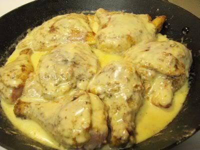 Курица жареная с подливкой Курица жареная с подливкой