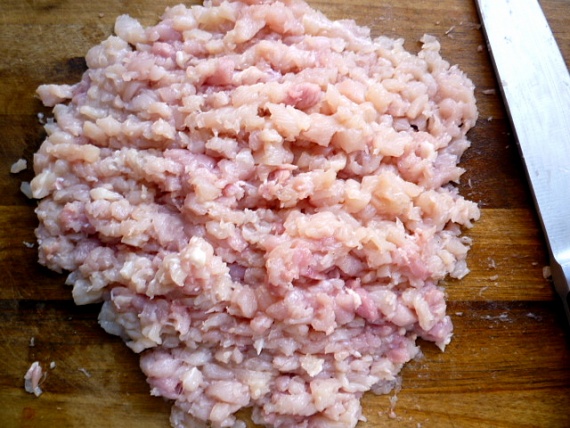 Куриные котлеты в мультиварке Куриные котлеты в мультиварке