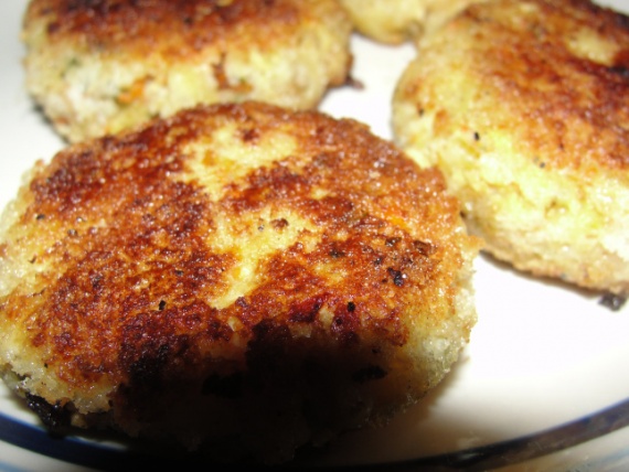 Куриные котлеты в мультиварке Куриные котлеты в мультиварке