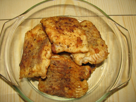 Рыба жареная с овощами Рыба жареная с овощами