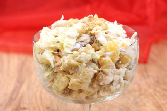 Салат с копченым окорочком Салат с копченым окорочком