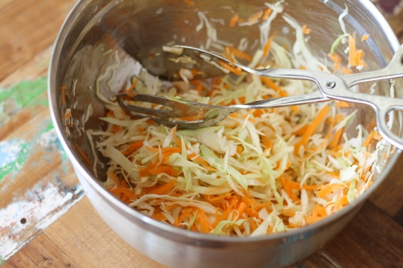 Салат с капустой и кунжутом Салат с капустой и кунжутом
