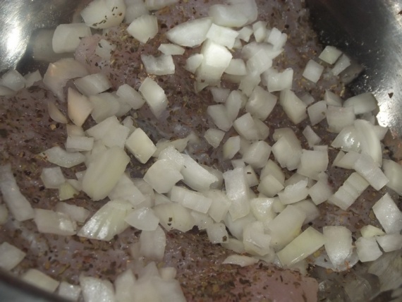 Рыба в духовке с майонезом и луком Рыба в духовке с майонезом и луком