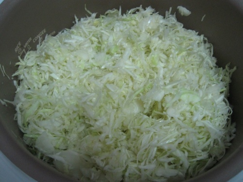 Тушеная капуста с курицей в мультиварке Тушеная капуста с курицей в мультиварке