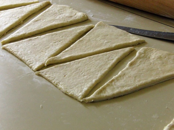 Круассаны с клубникой Круассаны с клубникой