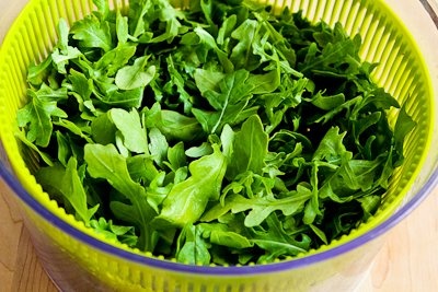 Салат с рукколой и виноградом Салат с рукколой и виноградом
