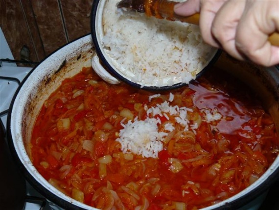 Консервированный салат с рисом Консервированный салат с рисом