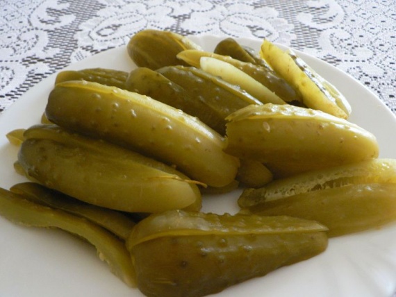 Маринованные огурцы по-болгарски Маринованные огурцы по-болгарски