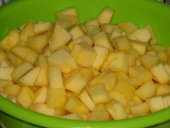 Cалат на зиму из кабачков и моркови Cалат на зиму из кабачков и моркови