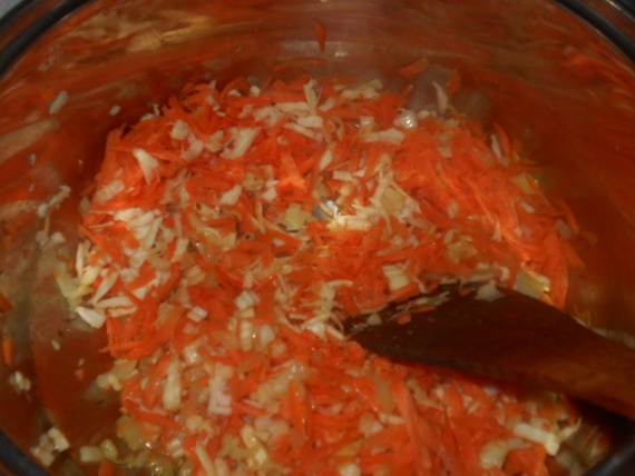 Щи из свежей капусты с курицей Щи из свежей капусты с курицей