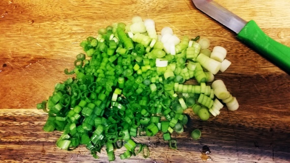 Салат с красной фасолью и сыром Салат с красной фасолью и сыром