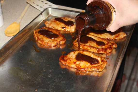 Свиная отбивная с сыром Свиная отбивная с сыром