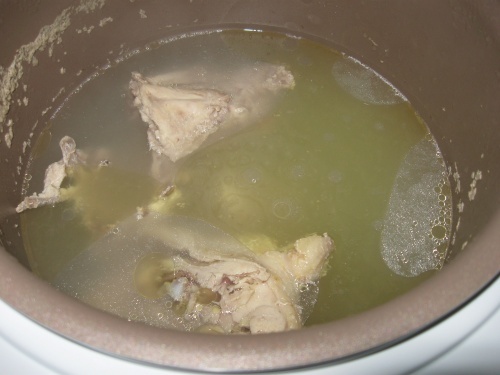 Куриный бульон в мультиварке Куриный бульон в мультиварке