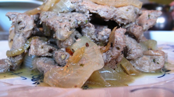 Печень, тушеная в молоке Печень, тушеная в молоке