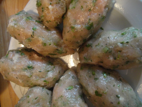 Куриные котлеты с сыром и зеленью Куриные котлеты с сыром и зеленью