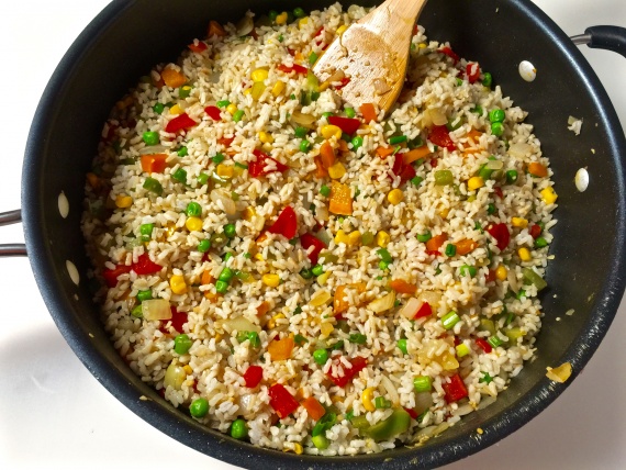 Жареный рис с ананасом Жареный рис с ананасом