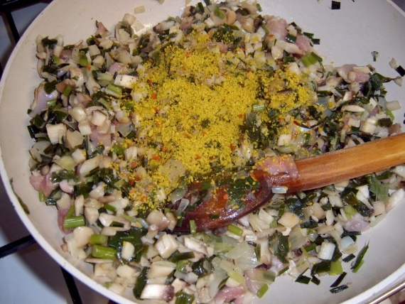 Курица, фаршированная грибами Курица, фаршированная грибами