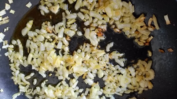 Салат из белой консервированной фасоли Салат из белой консервированной фасоли