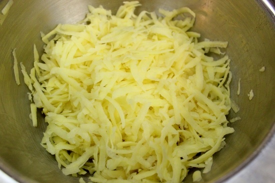 Картофельные котлеты с сыром Картофельные котлеты с сыром