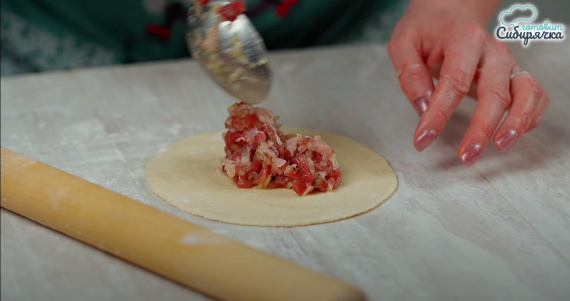 Самса с мясом баранины по-узбекски Самса с мясом баранины по-узбекски