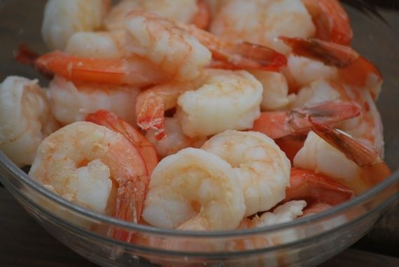 Салат "Цезарь" с креветками Салат "Цезарь" с креветками